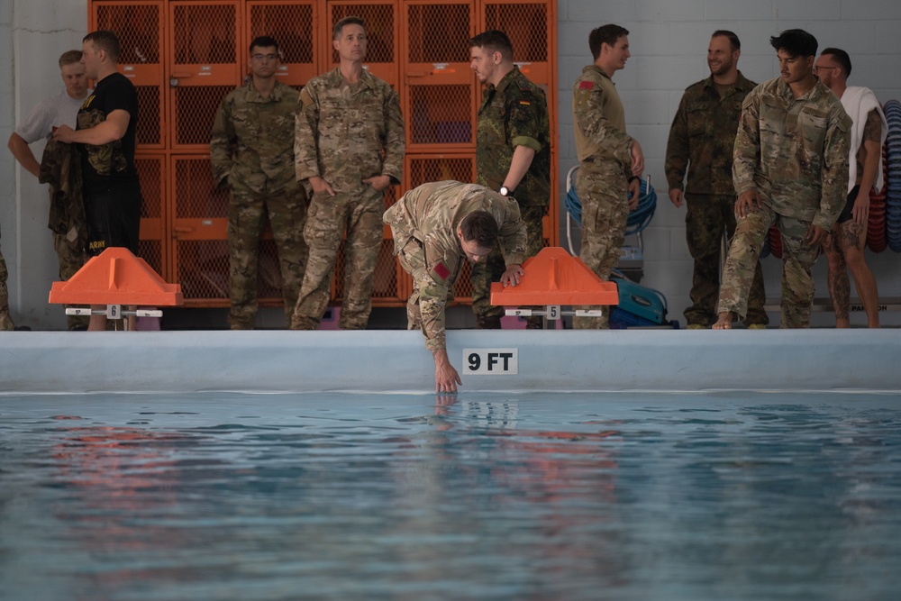 Airmen, Soldiers Perform Joint Qualification for German Armed Forces Proficiency Badge