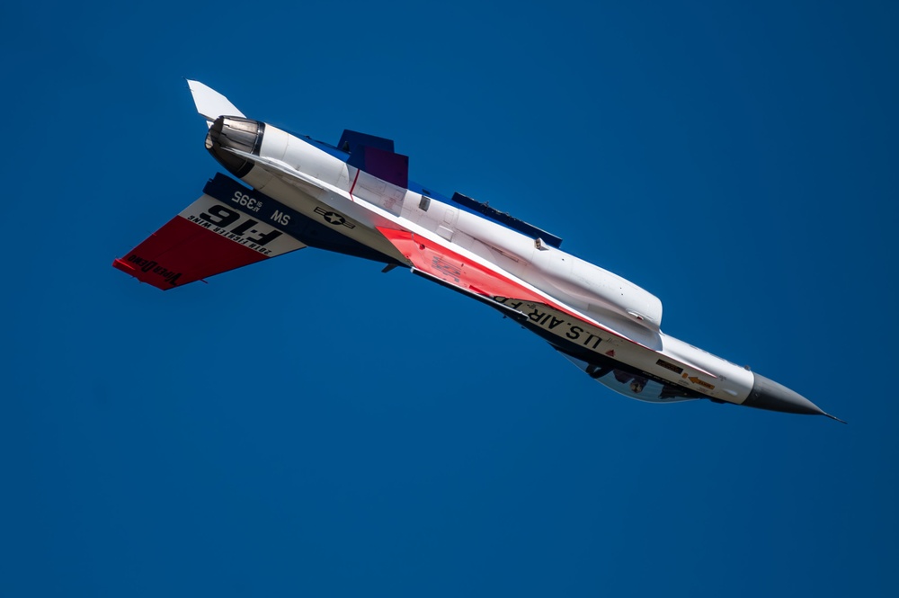 The U.S. Air Force F-16 Viper Demonstration Team performs at the Airshow Atlantic