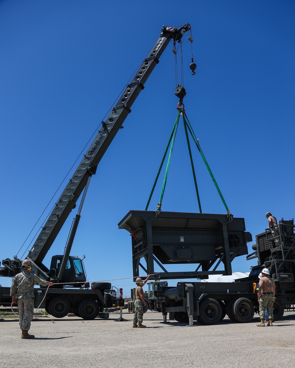 NMCB 4 Seabees Assemble Rock Breaker