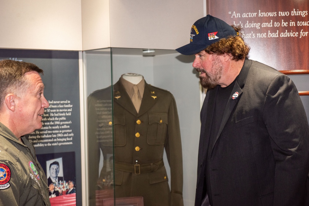 USS Ronald Reagan (CVN76) hosts Jon Voight and Sean McNamara