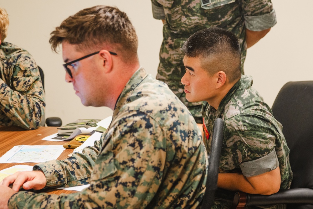 SY 24 | 15th MEU, ROK Marines Integrate for Planning