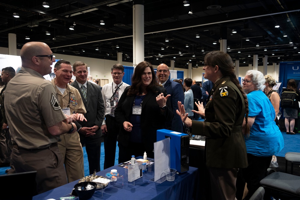 USAMMDA team highlights developing devices, capabilities during MHSRS day two