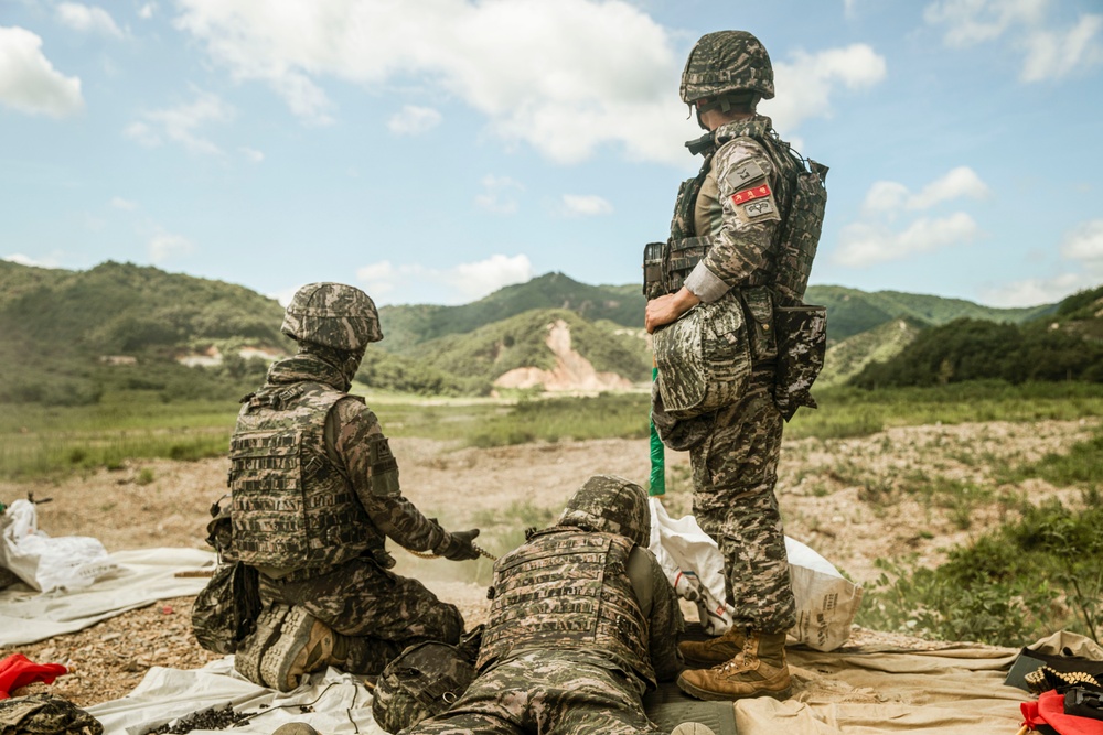 ROK Marines, BLT 1/5 Conduct CSW Live-Fire Range