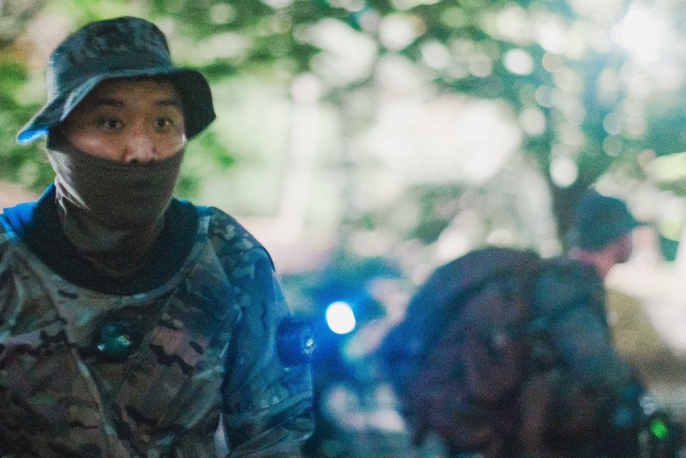 15th MEU, ROK Recon participate in Small Boat Tactics, Tactical Beach Insertions