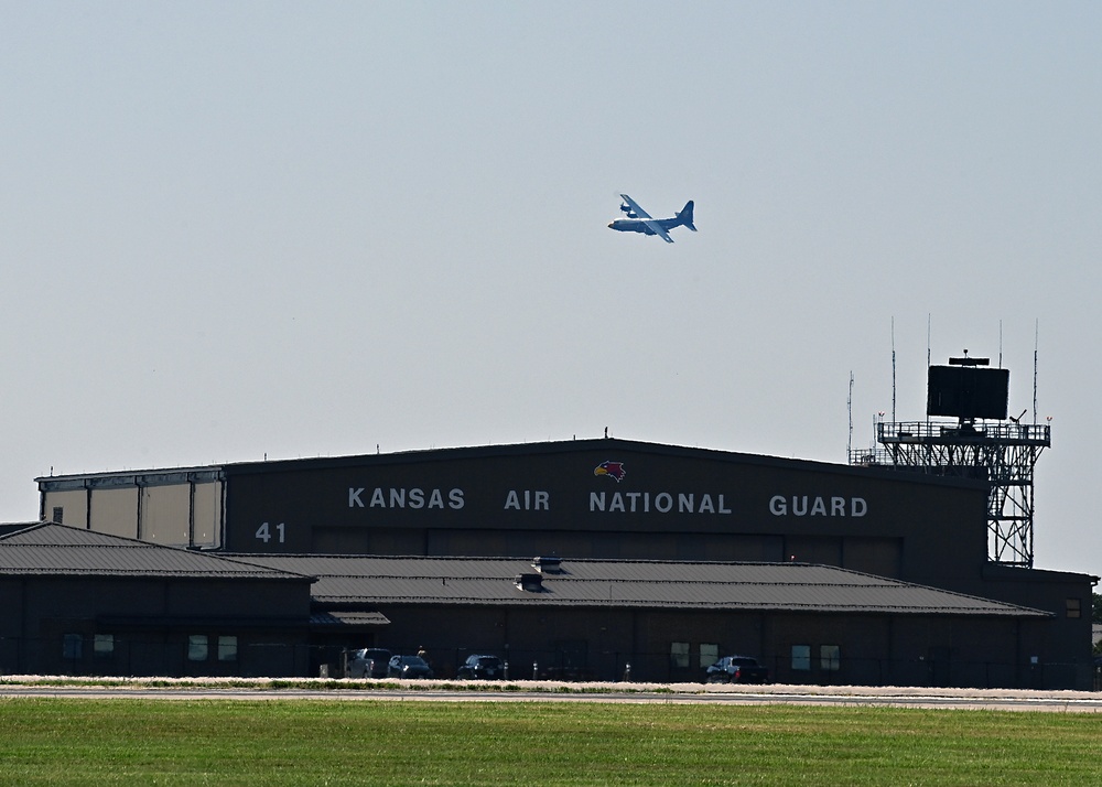 The U.S. Navy Flight Demonstration Team, the Blue Angels, perform in Wichita, Kansas at the Frontiers In Flight Air Show. (U.S. Navy photo by Chief Mass Communication Specialist Michael Russell/Released)