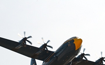 The U.S. Navy Flight Demonstration Team, the Blue Angels, perform in Wichita, Kansas at the Frontiers In Flight Air Show. (U.S. Navy photo by Chief Mass Communication Specialist Michael Russell/Released)