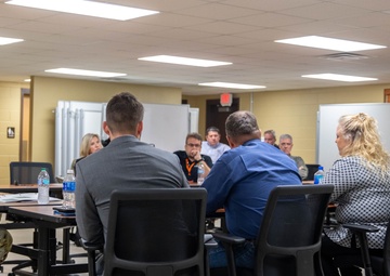 US Senator meets with Oklahoma National Guard leaders of cUAS program