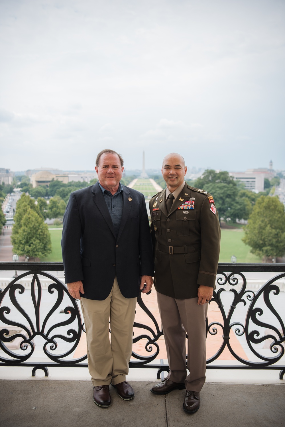 Baltimore District Commander Tours U.S. Capitol Dome