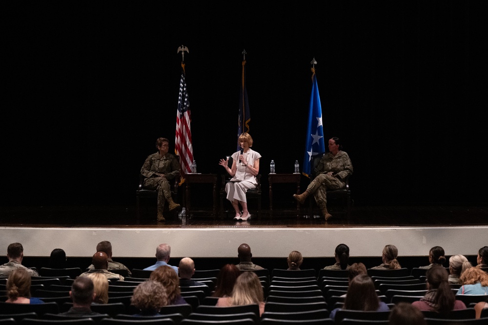 Scott AFB hosts leadership panel discussion for Women’s Equality Day