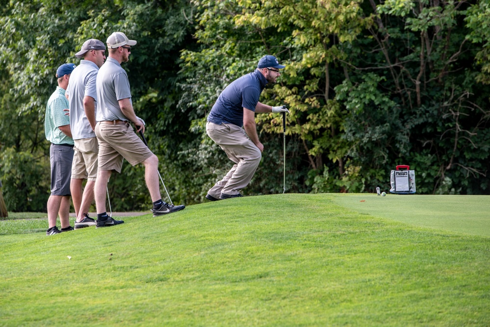 121 ARW holds golf outing