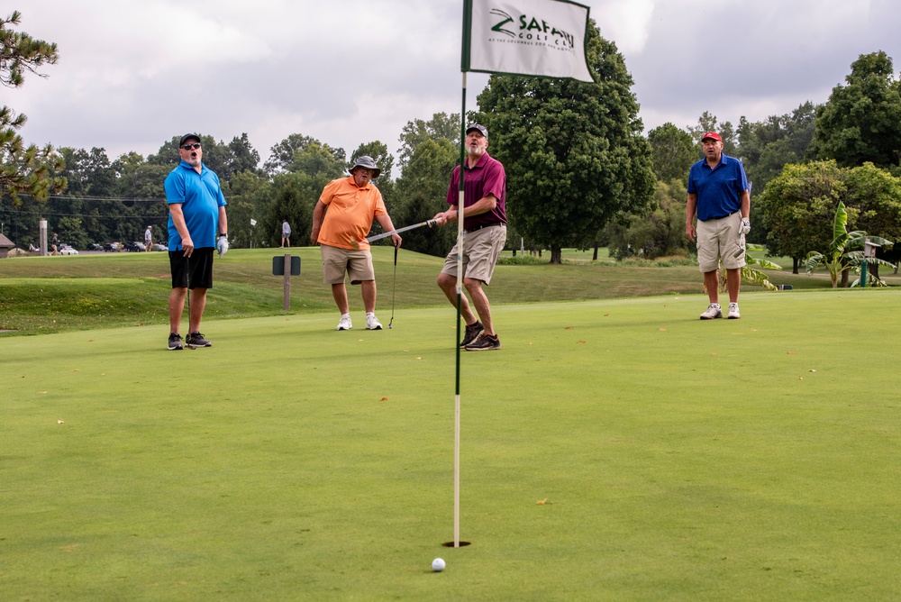 121 ARW holds golf outing