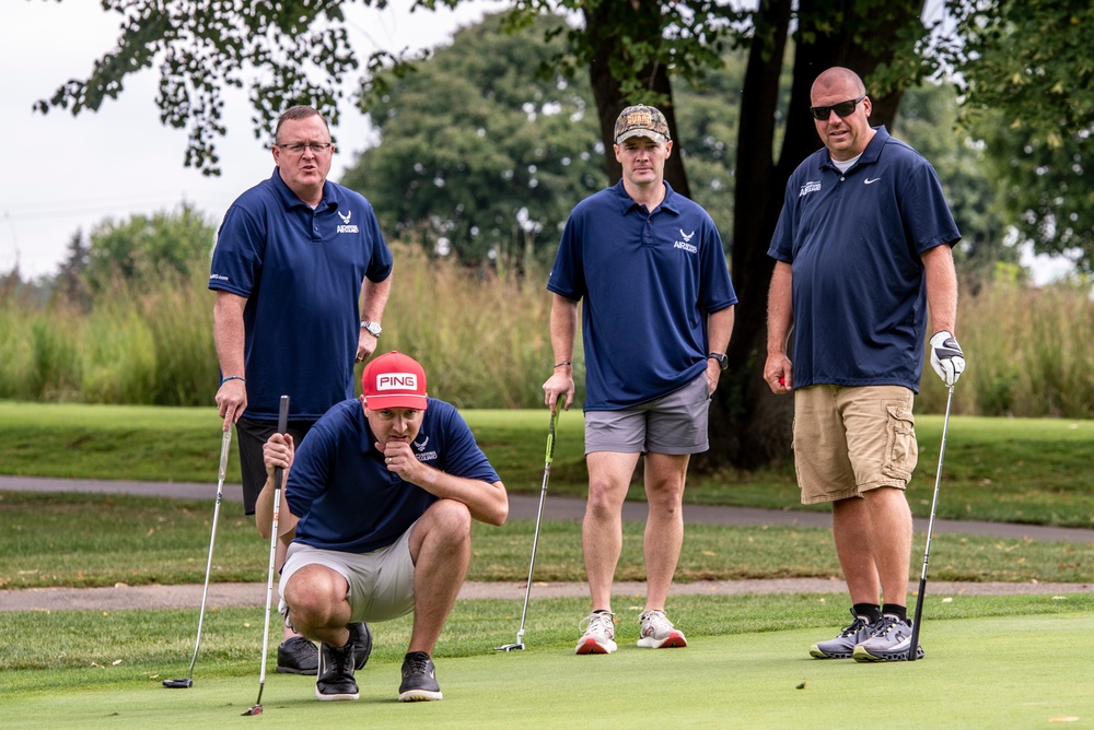 121 ARW holds golf outing