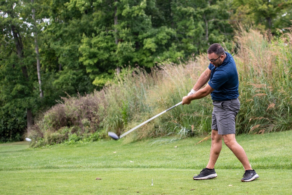 121 ARW holds golf outing