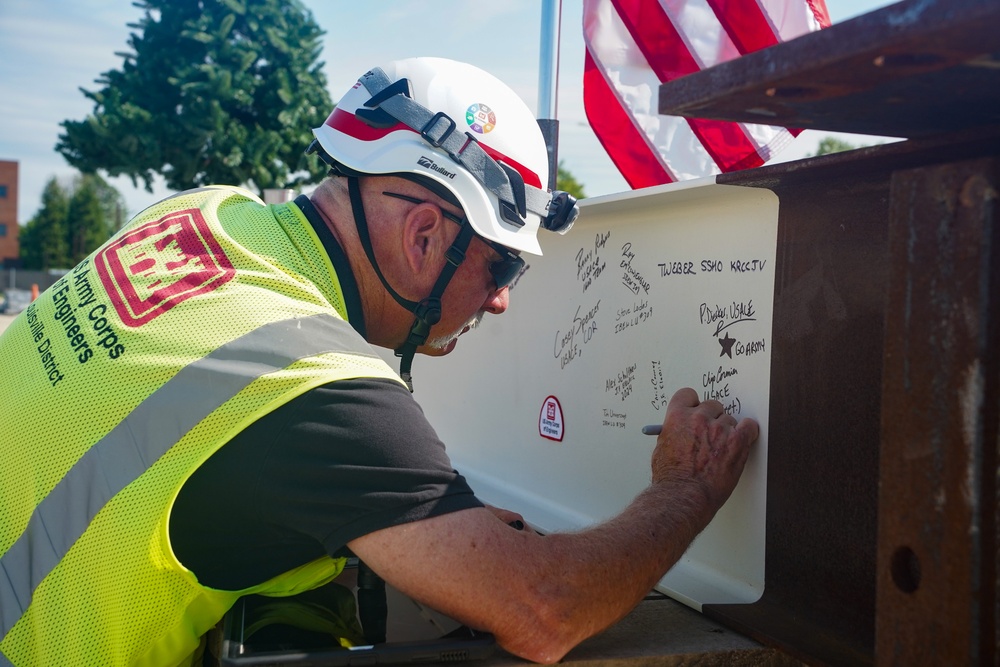 Air Mobility Command Headquarters &amp;quot;topped out&amp;quot;