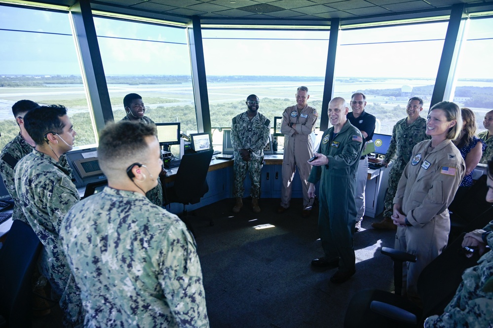 Navy Region Southeast Commander visits Naval Air Station Key West