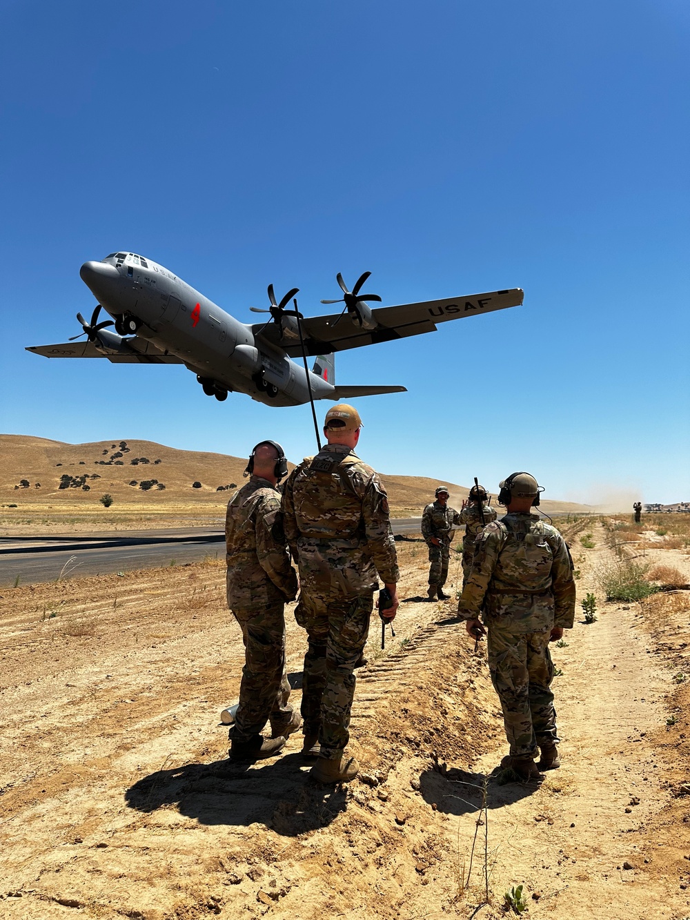 Beale Airmen conduct Landing Zone operations at California National Guard’s showcase of West Coast Landing Zone