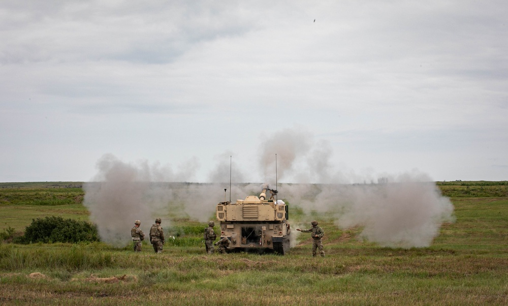 Hamilton's Own Conducts Paladin Live Fire Exercise