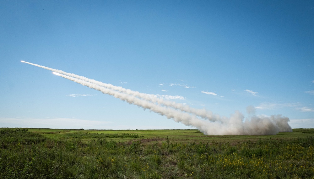 Powder River: 2-300th FA Conducts HIMARS Live Fires on Fort Riley