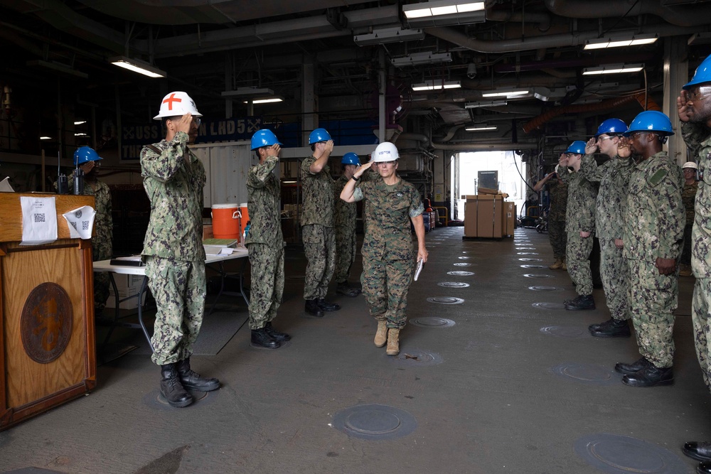 Distinguished Visitors Tour USS Bataan