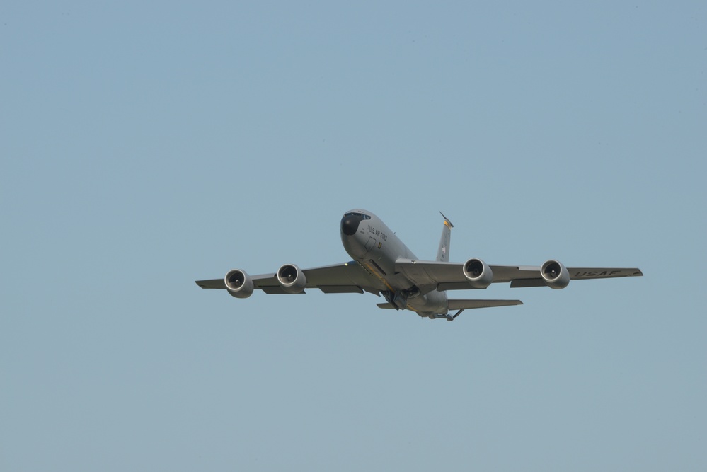 KC-135