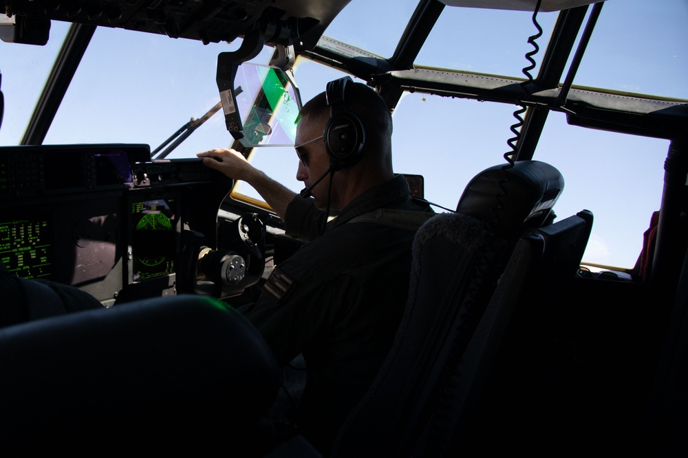 VMGR-153 trains during flight operations in Idaho