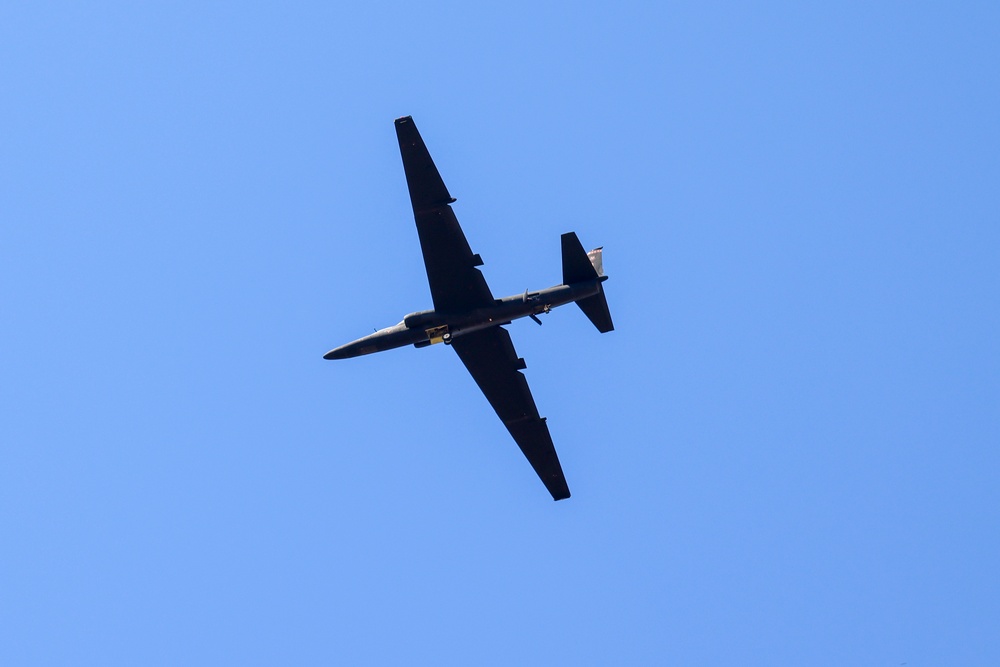 U-2 Dragon Lady flies over Beale AFB