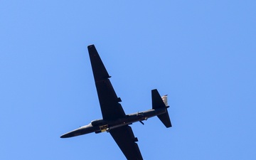 U-2 Dragon Lady flies over Beale AFB