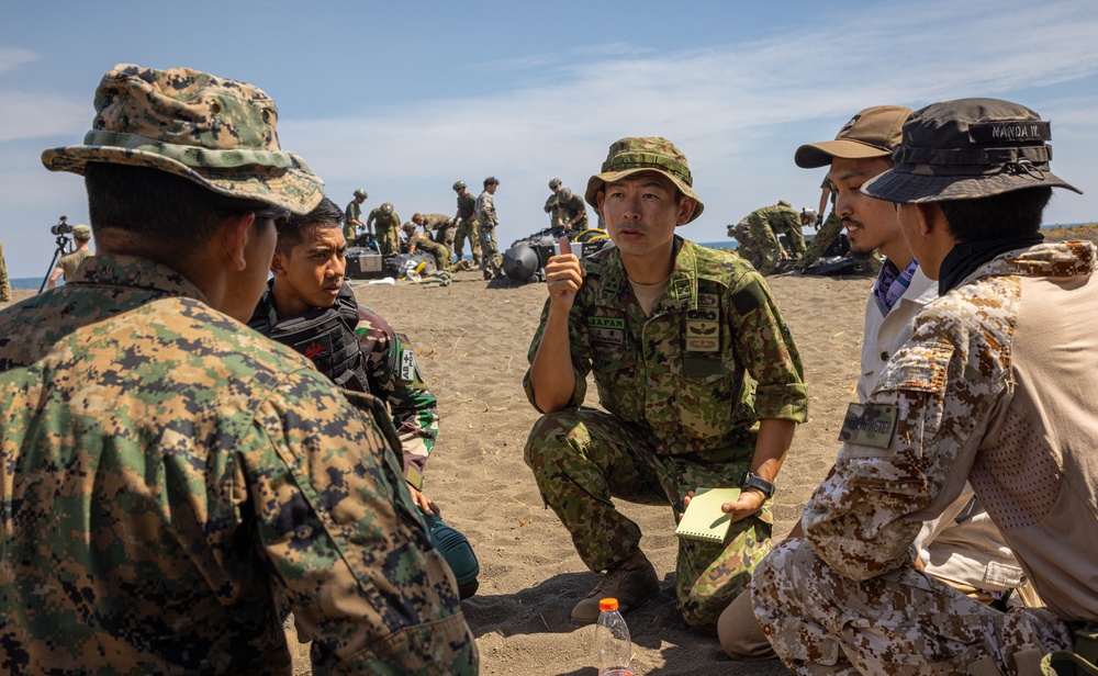 Super Garuda Shield 24: Marines CRRC Operations
