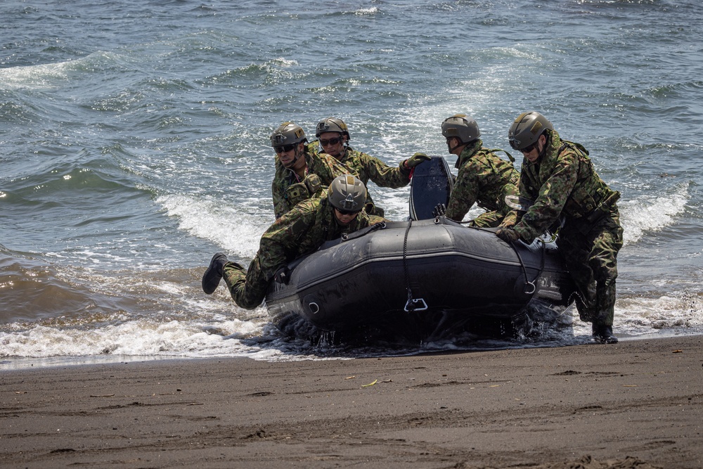 Super Garuda Shield 24: Marines CRRC Operations