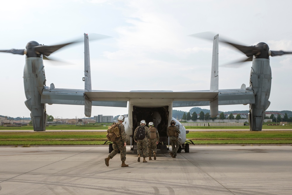 15th MEU commanding officer visits Marines, Sailors across South Korea