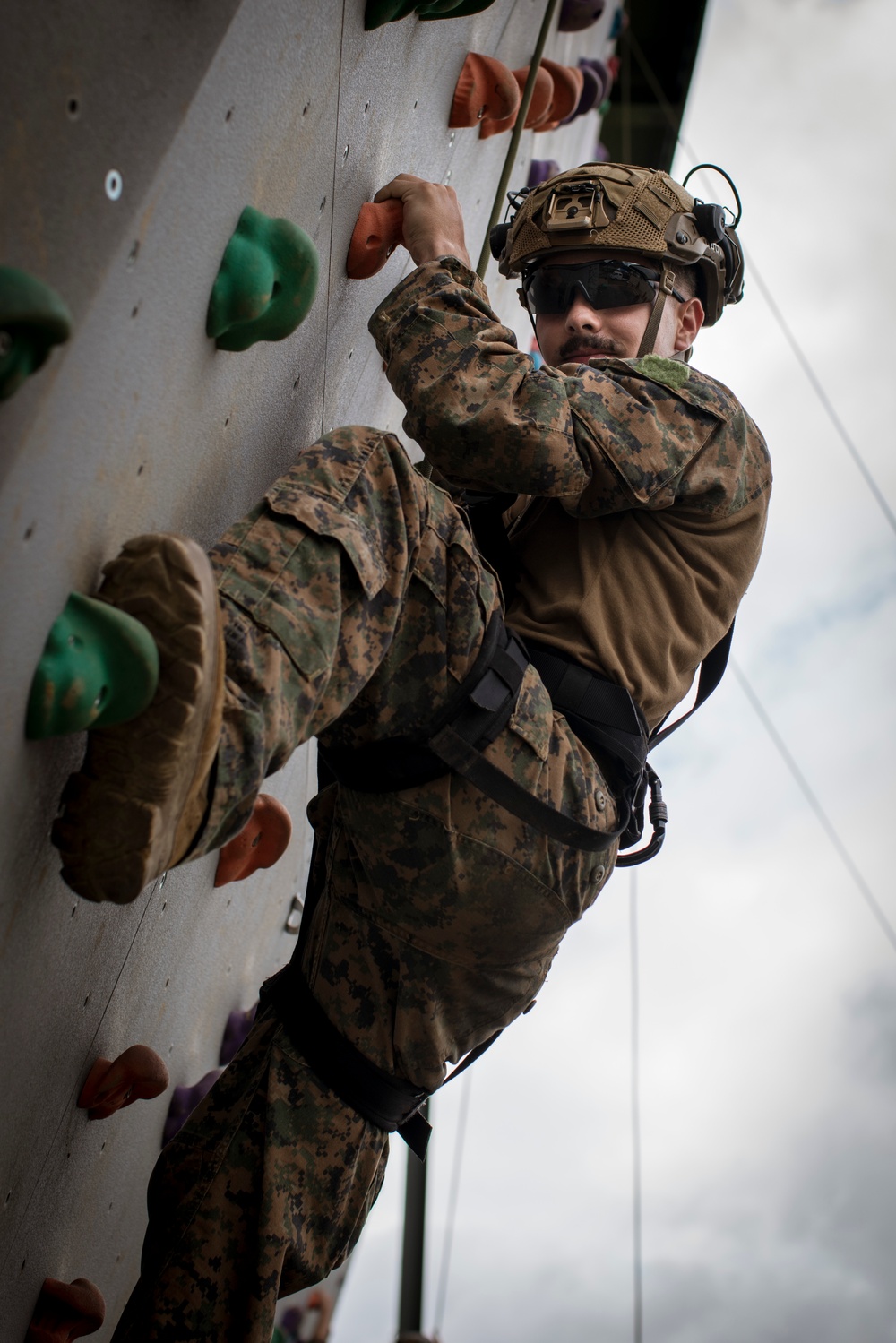 ROK Marines, BLT 1/5 Conduct Mountain Warfare Training