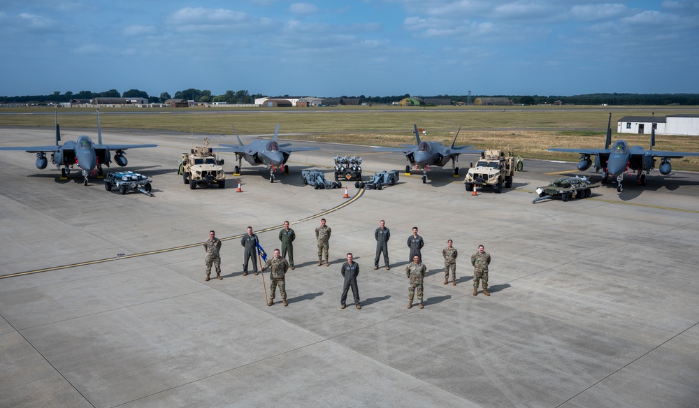 RAF Lakenheath squadron photos