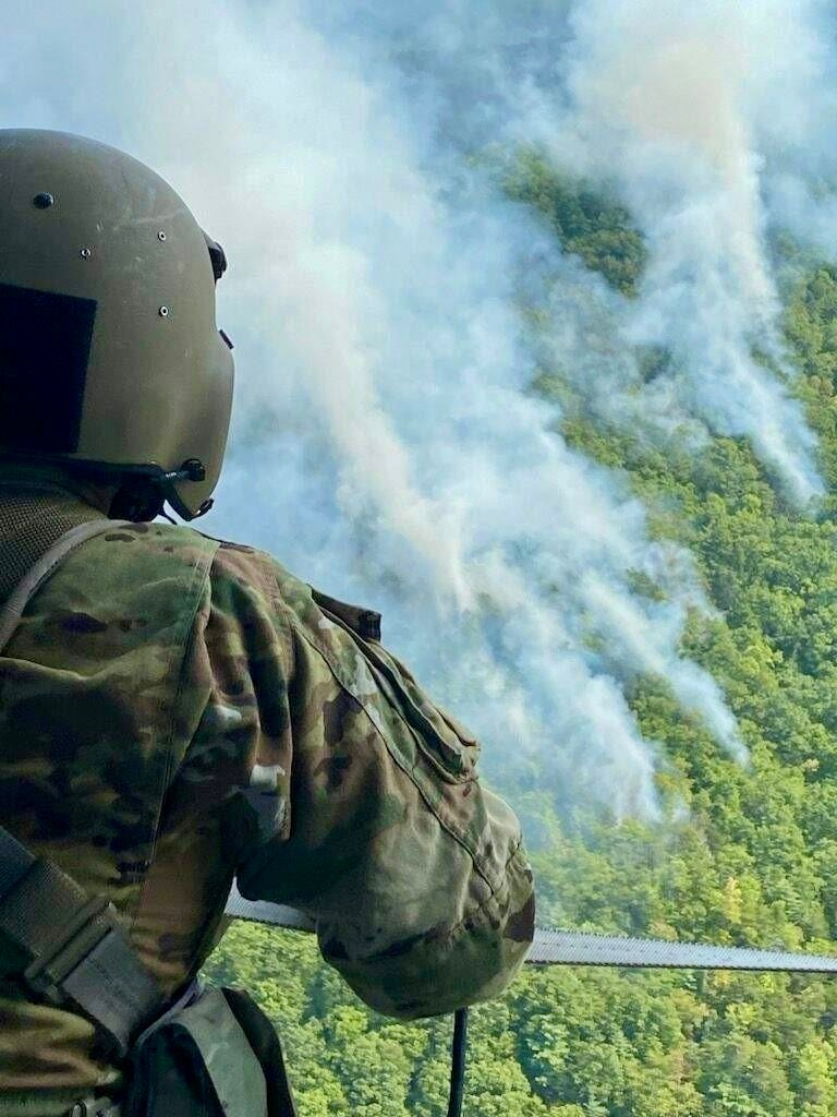 Tennessee Guardsmen respond to East Tennessee wildfires