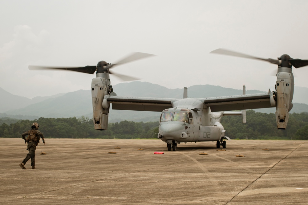 SY 24 | 15th MEU Refuels MV-22s at Yecheon FARP