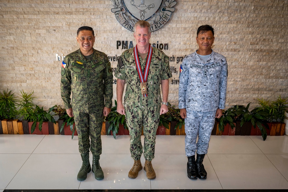 Commander of U.S. Indo-Pacific Command visits Philippine Military Academy