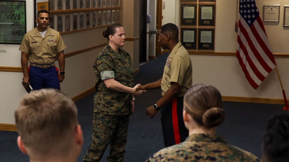 ERR CG visits 1st Marine Corps District