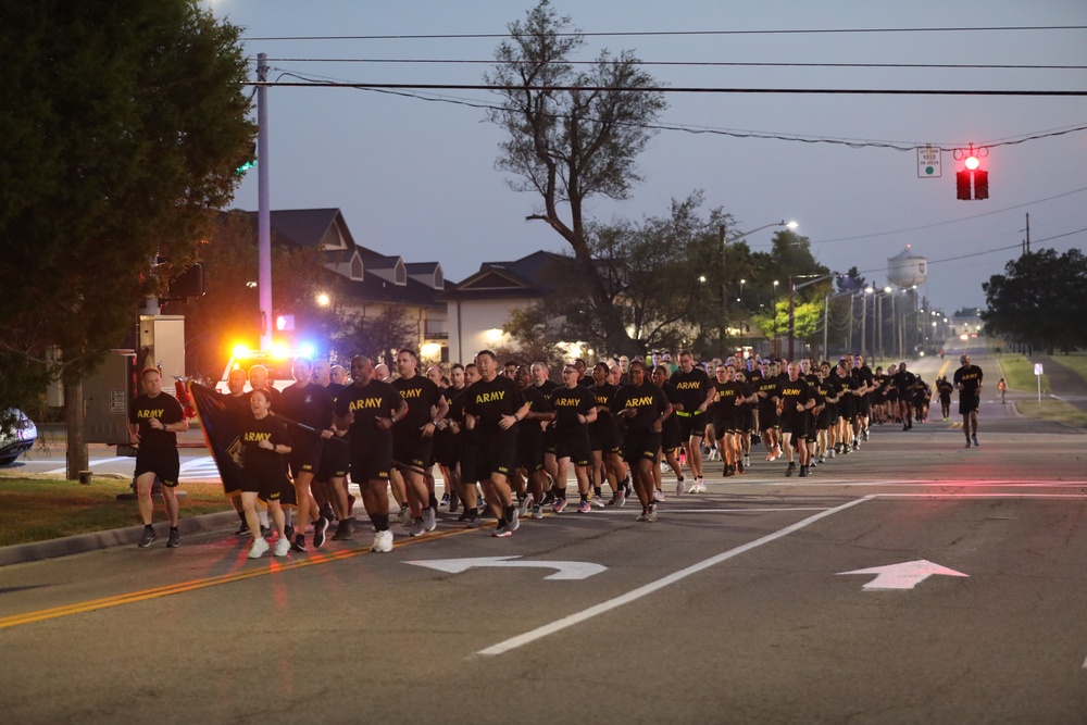 HRC conducts esprit de corps run