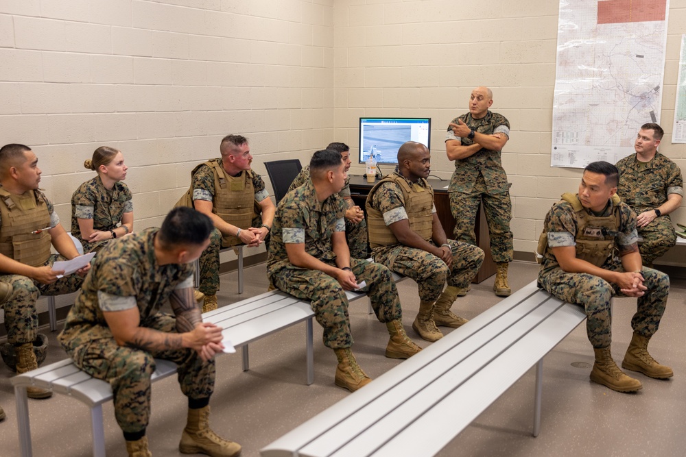 Marines participate in convoy simulation