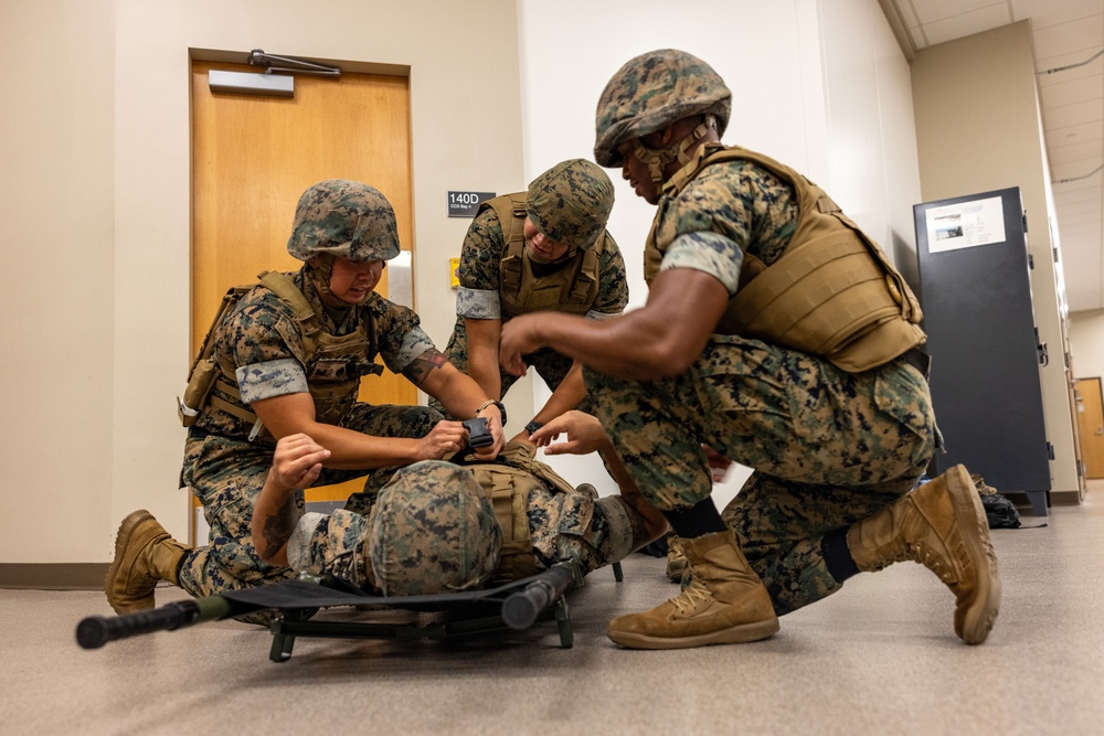 Marines participate in convoy simulation