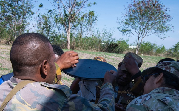 USAF provides PNGDF forces entomology expertise to battle mosquitos and infectious disease spread