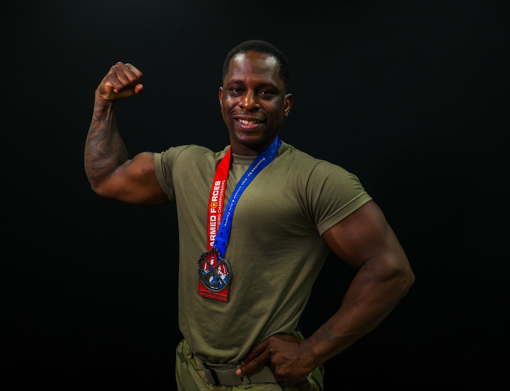 Strength and perseverance: the inspiring story of a bodybuilding Soldier