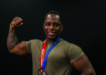 Strength and perseverance: the inspiring story of a bodybuilding Soldier