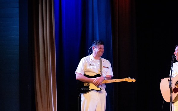 Navy Band Country Current performs in Boothbay