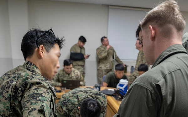 Combined U.S.-ROK special operators, USMC aviators train together during annual Ulchi exercise