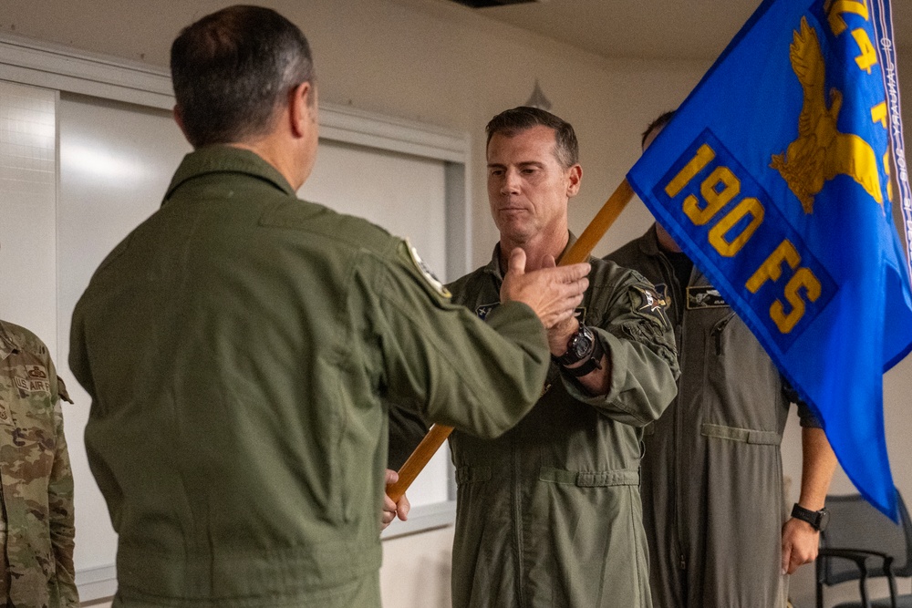 190th Fighter Squadron Changes Command