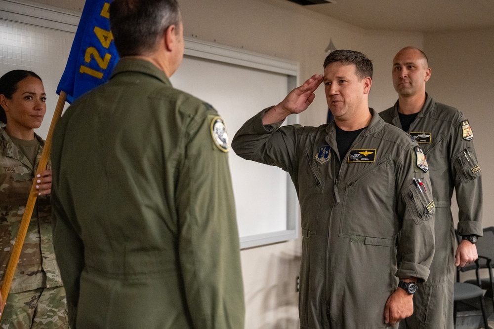 124th Operations Support Squadron Changes Command