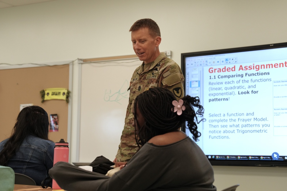 Garrison Commander Visits Meade Schools