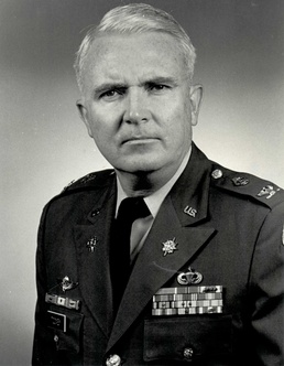 Colonel Toomey Assumes Command of USAISD (4 SEP 1985)
