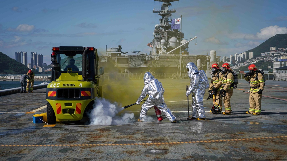 SY 24 | ROK Navy Sailors Conduct an Aircraft Firefighting Drill for U.S. Navy Sailors