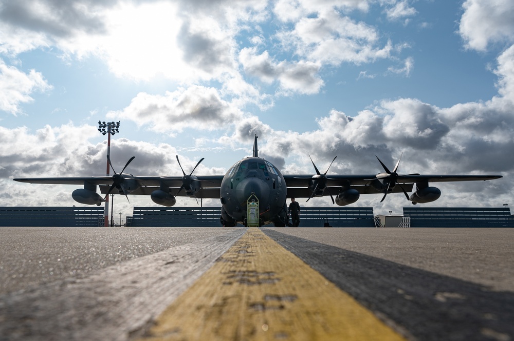 RAF Mildenhall hosts AFSPECWAR fair